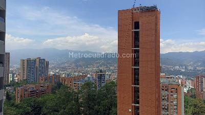 Apartaestudio en venta en El Tesoro, Medellín, 67 m² · foto 8 de 20