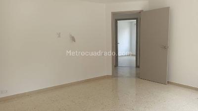 Apartamento de 3 alcobas en venta en El Poblado, Medellín, 120 m² · foto 3 de 20