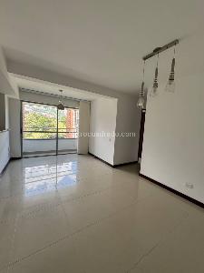 Apartamento de 3 alcobas en arriendo en Calasanz, Medellín, 78 m² · foto 6 de 18