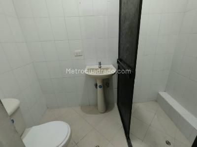 Apartamento de 4 alcobas en venta en Conquistadores, Medellín, 137 m² · foto 8 de 9