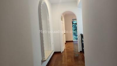 Casa de 4 alcobas en venta en Loma Del Esmeraldal, Envigado, 213 m² · foto 17 de 20