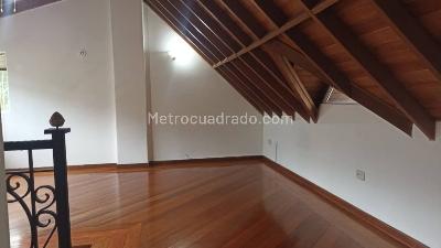 Casa de 4 alcobas en venta en Loma Del Esmeraldal, Envigado, 213 m² · foto 18 de 20