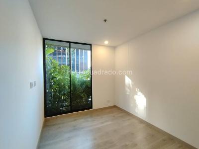 Apartamento de 3 alcobas en arriendo en Altos Del Poblado, Medellín, 79 m² · foto 12 de 15