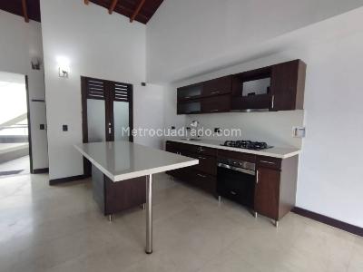 Apartaestudio en arriendo en Vereda Las Lomitas, Sabaneta, 65 m² · foto 3 de 16