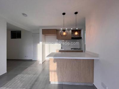 Apartamento de 2 alcobas en arriendo en El Porvenir, Rionegro, 48 m² · foto 2 de 15
