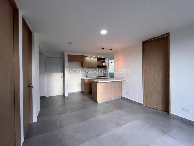 Apartamento de 2 alcobas en arriendo en El Porvenir, Rionegro, 48 m² · foto 3 de 15