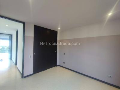 Apartamento de 2 alcobas en arriendo en San Lucas, Medellín, 180 m² · foto 13 de 20