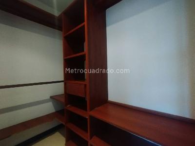Apartamento de 2 alcobas en arriendo en San Lucas, Medellín, 180 m² · foto 15 de 20