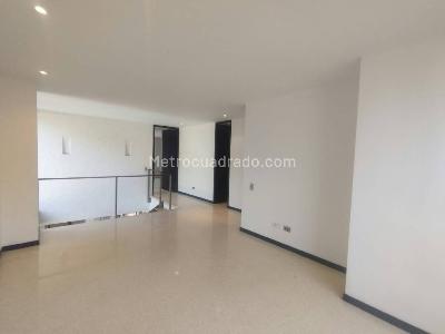 Apartamento de 2 alcobas en arriendo en San Lucas, Medellín, 180 m² · foto 8 de 20