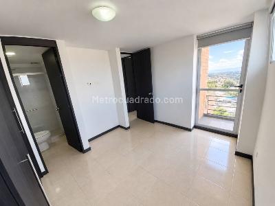 Apartamento de 3 alcobas en venta en Alto De Misael, Envigado, 75 m² · foto 2 de 20