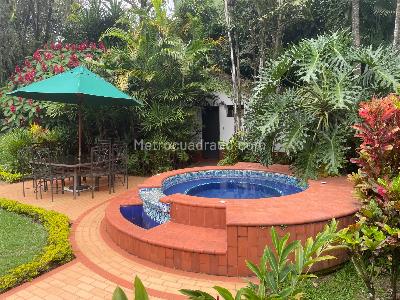 Casa de 4 alcobas en venta en Ciuda Jardin, Cali, 937 m² · foto 4 de 20