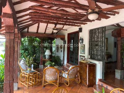 Casa de 4 alcobas en venta en Ciuda Jardin, Cali, 937 m² · foto 9 de 20
