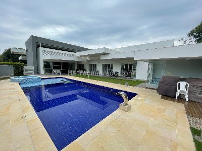 Casa de 4 alcobas en venta en Verde Horizonte Jamundi, Cali, 1094 m² · foto 1 de 5