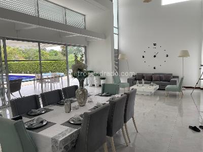 Casa de 4 alcobas en venta en Verde Horizonte Jamundi, Cali, 1094 m² · foto 4 de 5