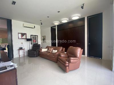 Casa de 4 alcobas en venta en Altos De Ciudad Jardin, Cali, 1088 m² · foto 7 de 20