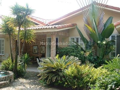 Casa de 4 alcobas en venta en Parcelaciones Pance, Cali, 1450 m² · foto 7 de 20