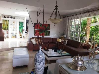 Casa de 4 alcobas en venta en Parcelaciones Pance, Cali, 1450 m² · foto 9 de 20