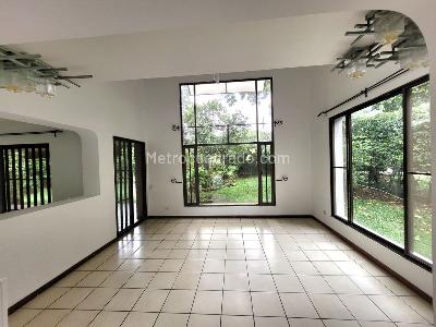 Casa de 5 alcobas en venta en Ciudad Jardin, Cali, 450 m² · foto 6 de 20