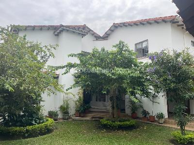 Casa de 5 alcobas en venta en Ciudad Jardin, Cali, 450 m² · foto 20 de 20