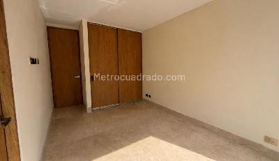 Apartamento de 3 alcobas en venta en Santa Monica Residencial, Cali, 185 m² · foto 9 de 20
