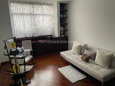 Apartamento de 3 alcobas en venta en Santa Rita, Cali, 229 m² · foto 17 de 18