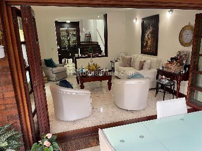Apartamento de 3 alcobas en venta en Santa Rita, Cali, 229 m² · foto 5 de 18