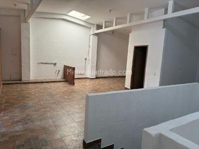 Warehouse for rent in LA BASE, Cali