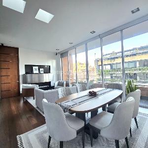 Apartamento en venta en Chico Reservado, Bogotá · foto 2 de 17