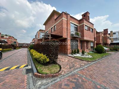 Casa de 3 alcobas en venta en Alameda Del, Chía, 108 m² · foto 1 de 20