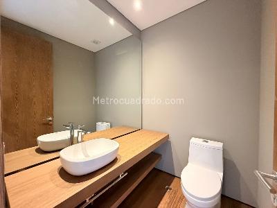 Apartamento de 2 alcobas en venta en Rosales Bella Vista, Bogotá, 197 m² · foto 10 de 20