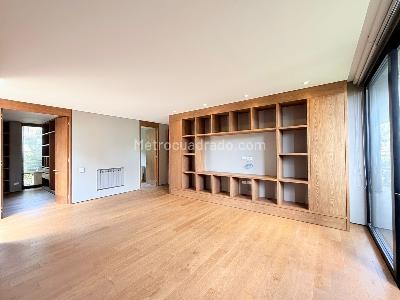 Apartamento de 2 alcobas en venta en Rosales Bella Vista, Bogotá, 197 m² · foto 2 de 20