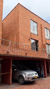 Casa de 3 alcobas en venta en Colina Campestre, Bogotá, 171 m² · foto 13 de 20