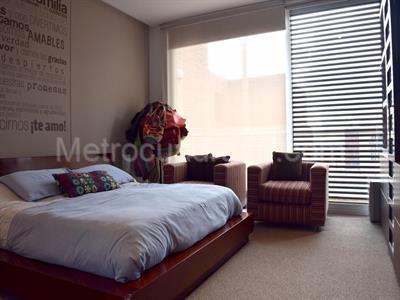 Apartamento de 4 alcobas en venta en Rosales Otro, Bogotá, 150 m² · foto 3 de 18