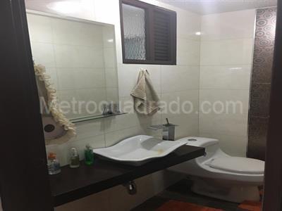 Casa de 4 alcobas en venta en Malibu, Bogotá, 236 m² · foto 10 de 20