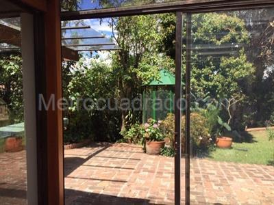 Casa de 2 alcobas en venta en Cerros De Provenza, Bogotá, 350 m² · foto 16 de 17