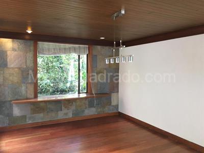 Casa de 2 alcobas en venta en Cerros De Provenza, Bogotá, 350 m² · foto 2 de 17