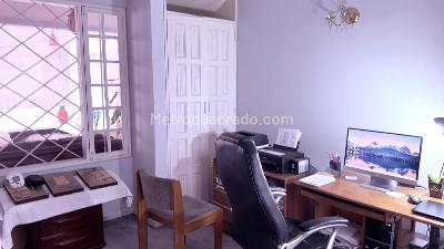 Casa de 3 alcobas en venta en Alhambra, Bogotá, 318 m² · foto 8 de 14
