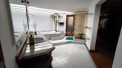 Casa de 4 alcobas en venta en San Jose De Bavaria, Bogotá, 477 m² · foto 15 de 20