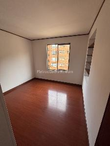 Apartamento de 3 alcobas en venta en Del Monte, Bogotá, 80 m² · foto 8 de 16