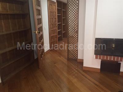 Apartamento de 3 alcobas en venta en Altos De Chico, Bogotá, 165 m² · foto 11 de 12