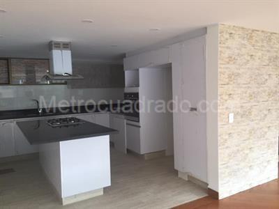 Apartamento de 3 alcobas en venta en Altos De Chico, Bogotá, 165 m² · foto 12 de 12