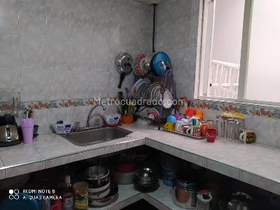 Casa de 5 alcobas en venta en Villa Gladys, Bogotá, 330 m² · foto 9 de 20
