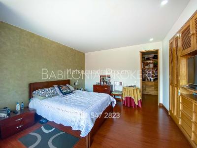 Apartamento de 4 alcobas en venta en Sotileza, Bogotá, 205 m² · foto 13 de 20