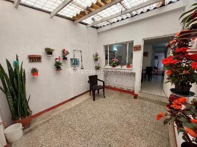 Casa de 4 alcobas en venta en Floralia I Y Ii Sector, Bogotá, 146 m² · foto 5 de 20