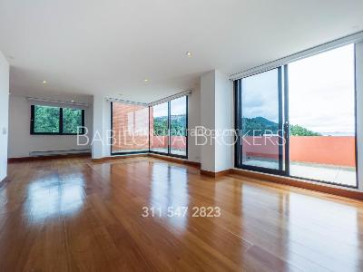 Apartamento de 5 alcobas en venta en Santa Barbara Alta Usaquen, Bogotá, 630 m² · foto 10 de 20