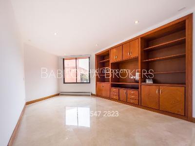 Apartamento de 5 alcobas en venta en Santa Barbara Alta Usaquen, Bogotá, 630 m² · foto 14 de 20