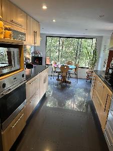 Apartamento de 3 alcobas en venta en Los Rosales Chico, Bogotá, 226 m² · foto 8 de 20