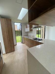 Casa de 3 alcobas en venta en Casas De La Pradera, Cajicá, 128 m² · foto 2 de 11