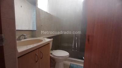Casa en venta en Niza Real, Bogotá · foto 12 de 16