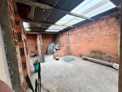 Casa de 4 alcobas en venta en Bosa Dindalito, Bogotá, 144 m² · foto 15 de 17